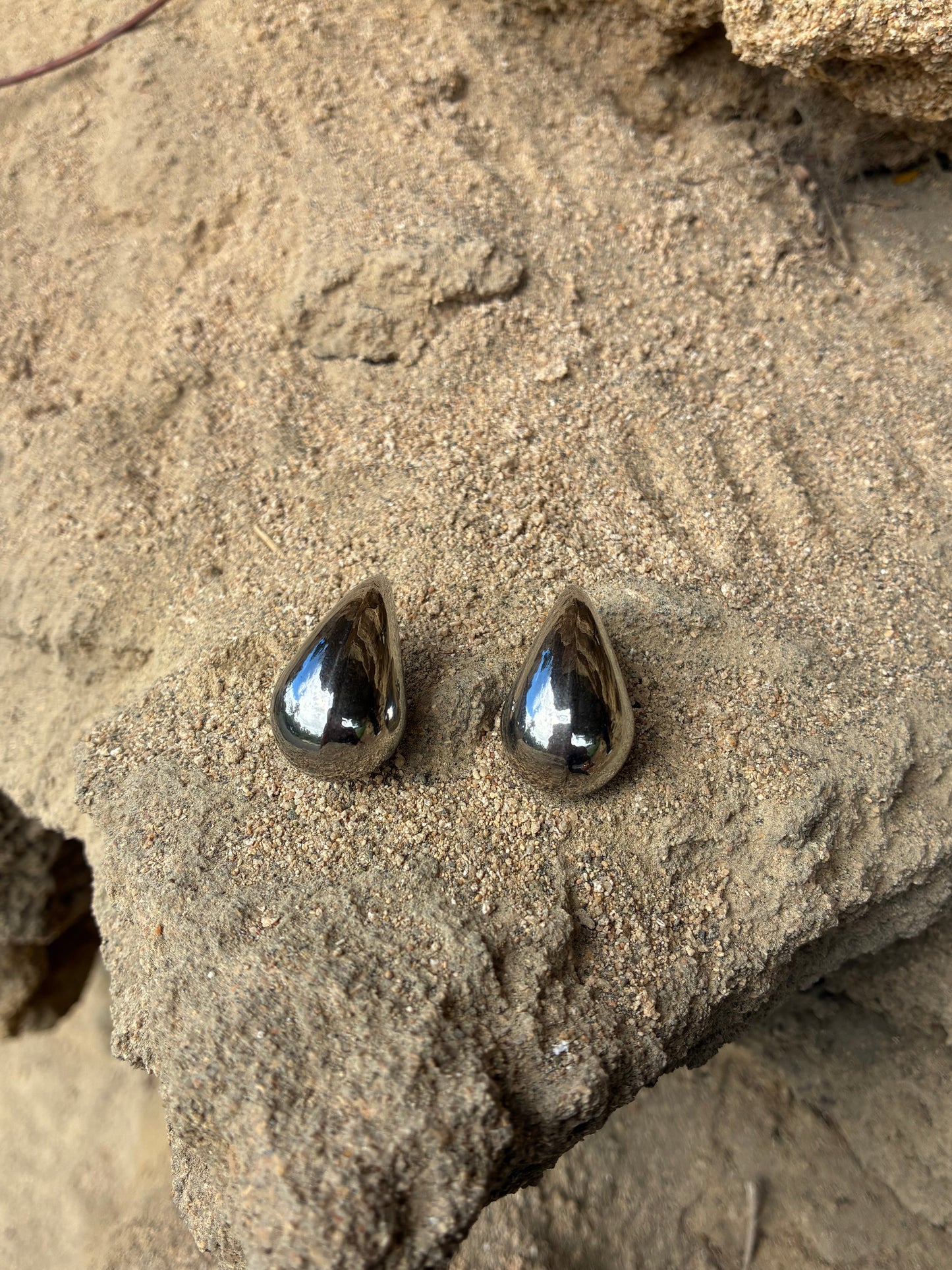 Aretes Gota Dorada