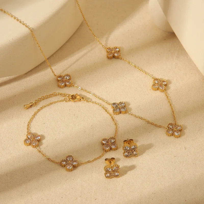 Lucky clover necklace and earrings