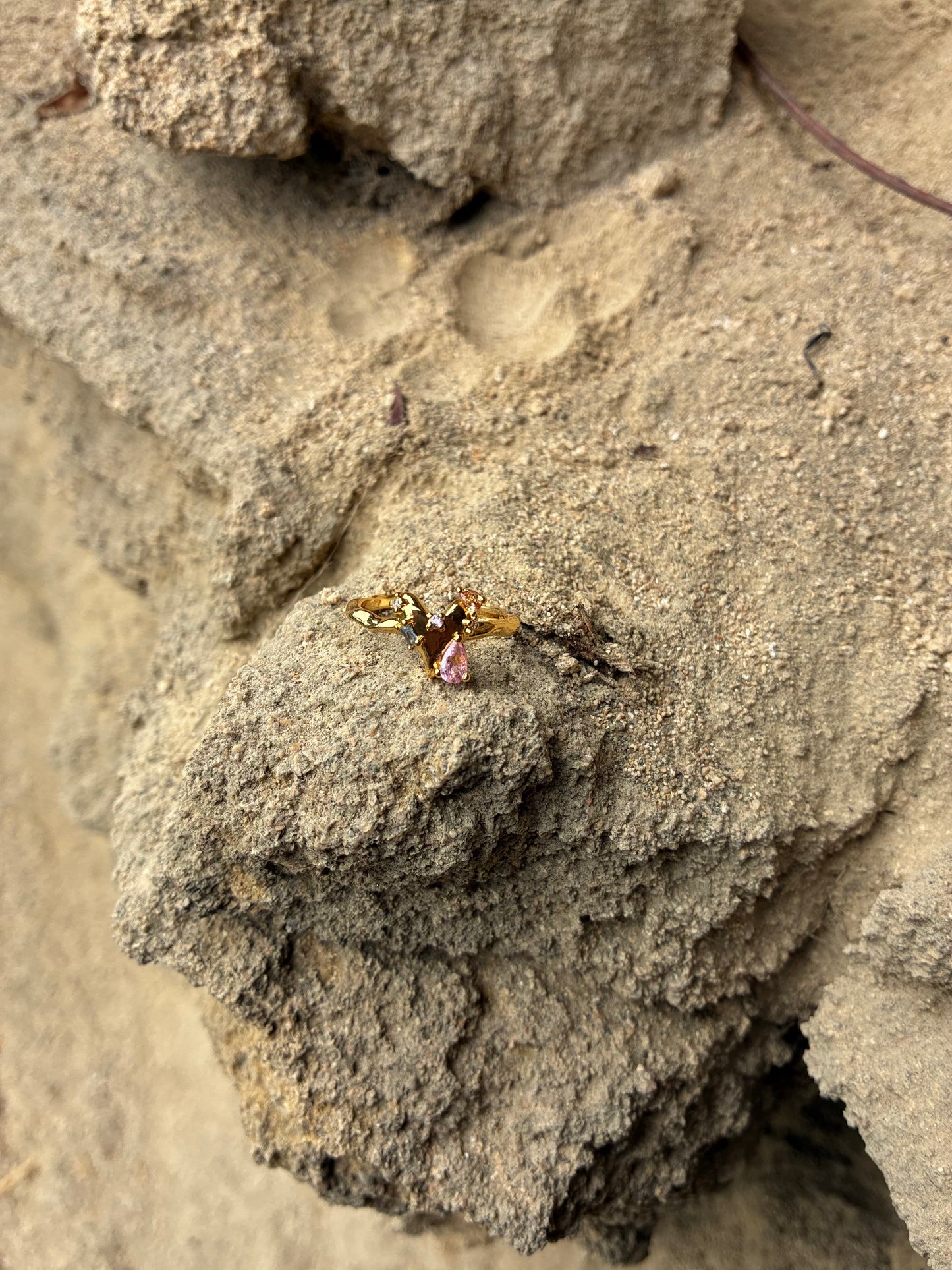 Anillo Corazón Dorado
