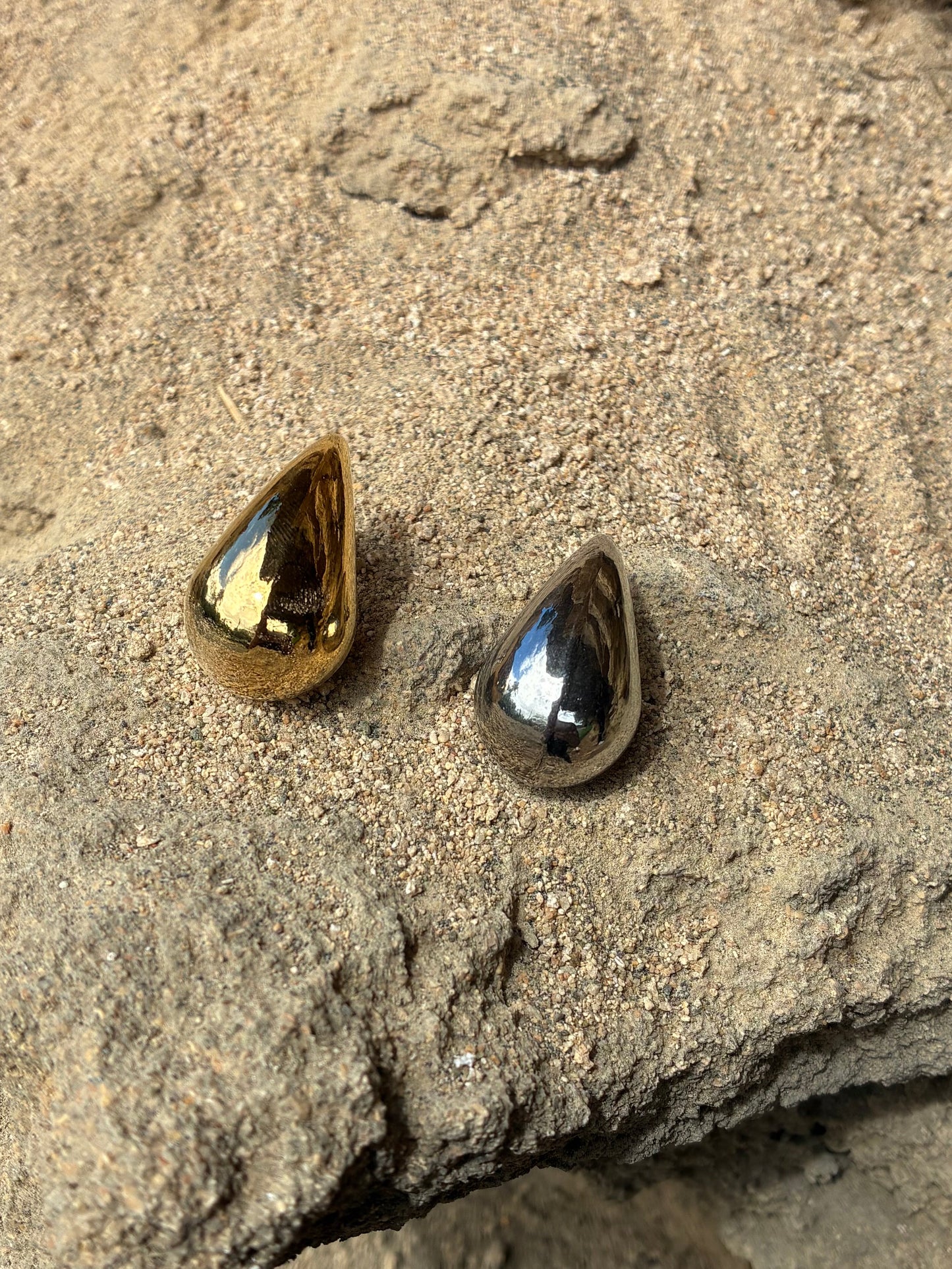 Aretes Gota Dorada