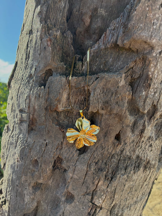 Collar Fleur Éternelle